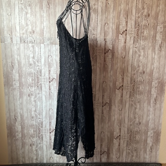 Cinema Etoile Black Lace Slip - Picture 4 of 7